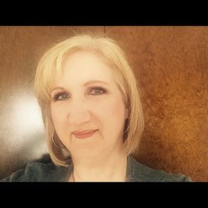 Meet your Posher, Linda